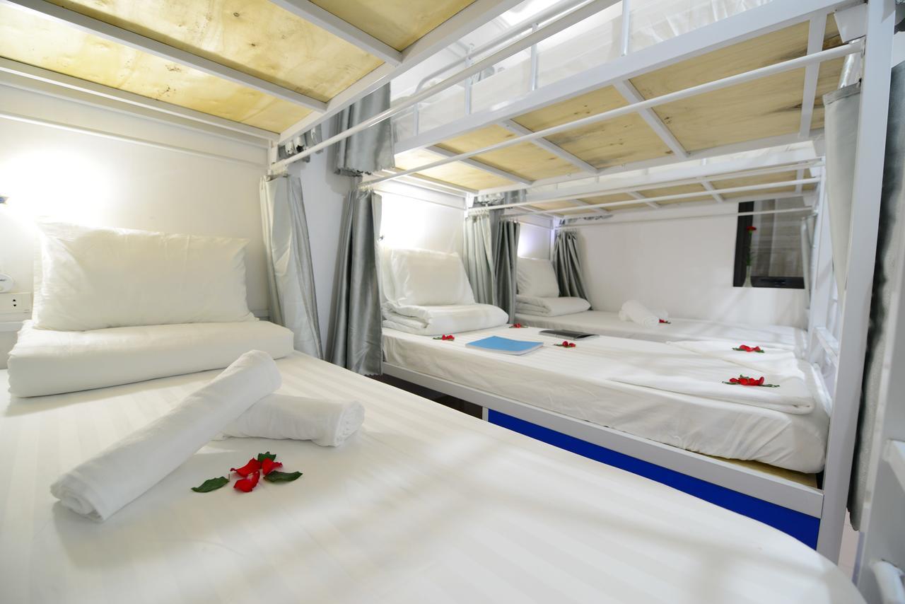 Pillow Backpacker Hostel (Adults Only) Hanói Exterior foto